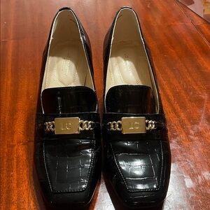 NWOB Liz Claiborne Melba black faux leather block heel loafers